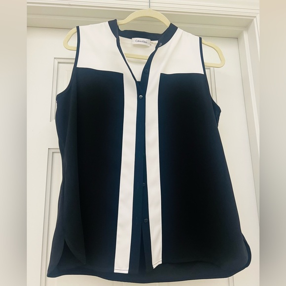 Calvin Klein Tops - Calvin Klein short sleeve blouse black and white medium